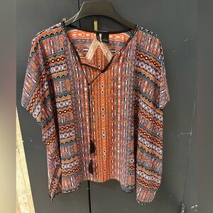 New Directions Multicolor Geometric Blouse